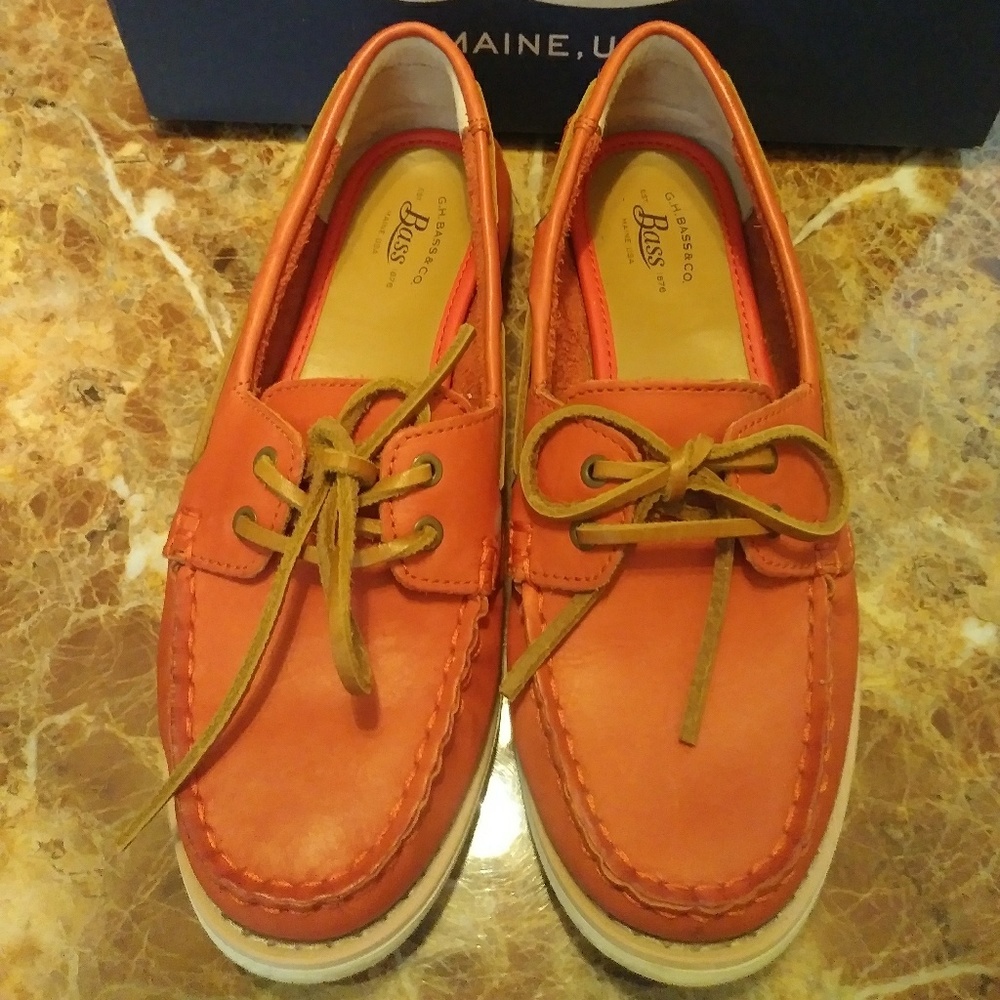 Bass 6.5 deck shoes
